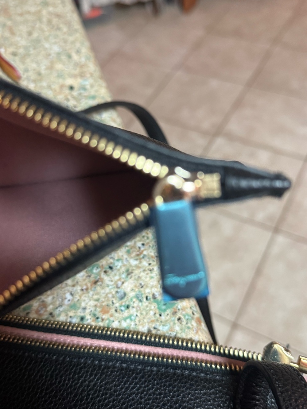 Salvatore Ferragamo tote Black Pebbled Leather Gancini attached zipper purse - Picture 7 of 15